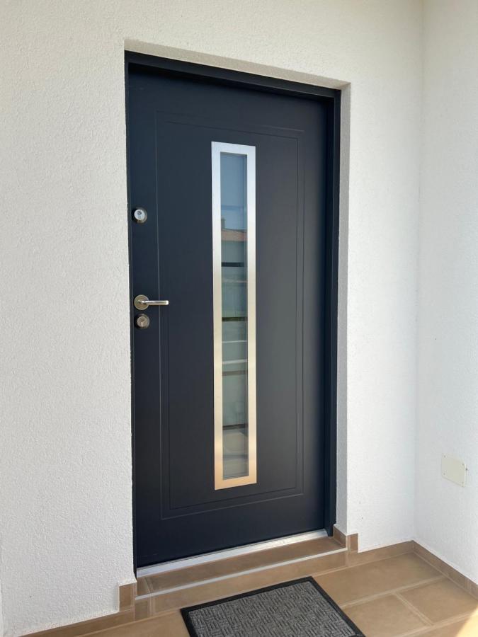Modern Home Ula Brtonigla Kültér fotó